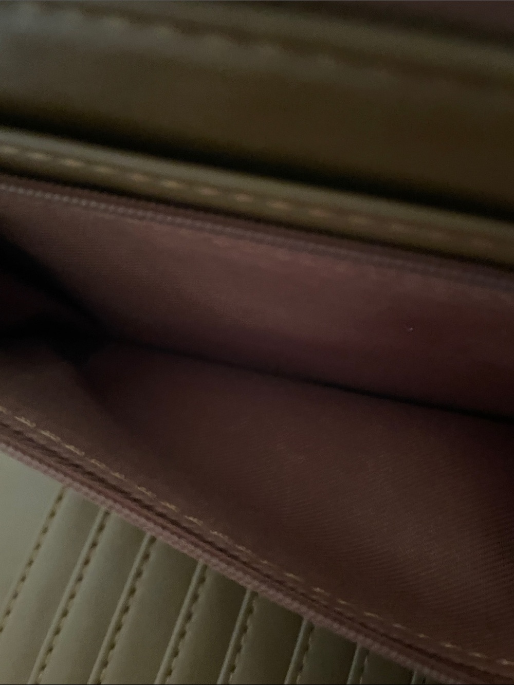 Universal Thread Zip-Around Wallet - Picture 6 of 7